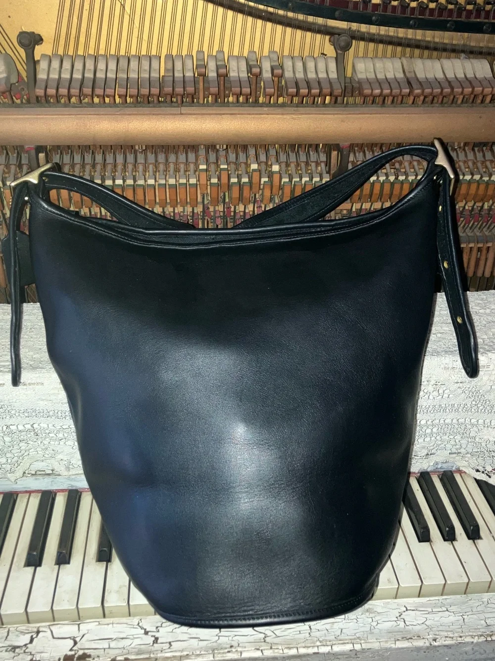 Black Coach 9085 XL Duffle shoulder Bag